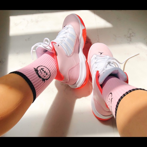 air jordan bball sneakers - Picture 2 of 15